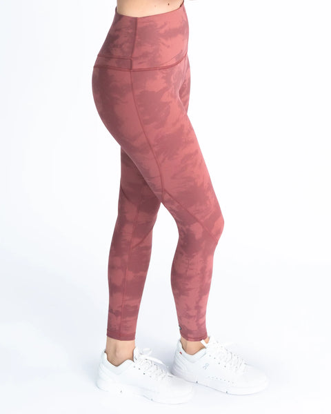 Sportleggings "Maggy" rot close-up Beine